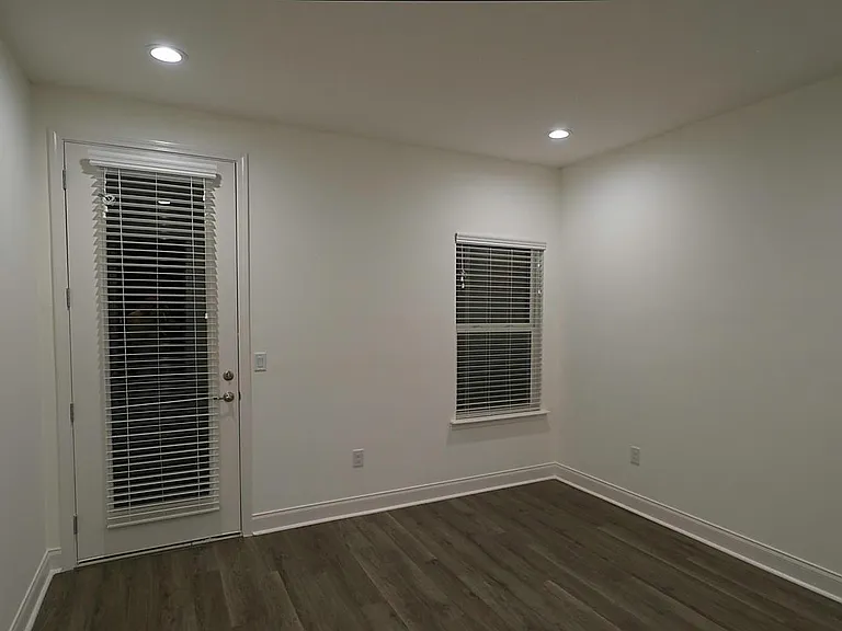 153 Tartan Ct — Photo 5