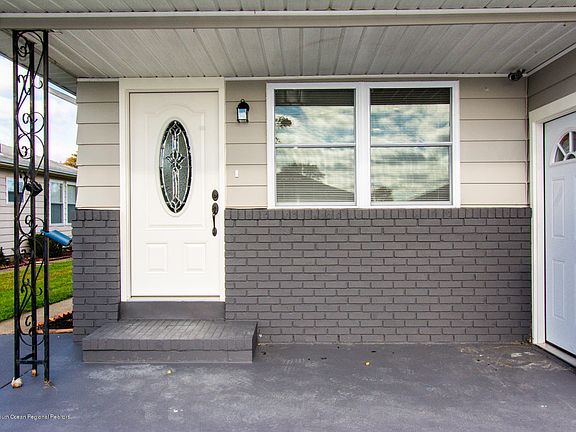 2nd image of 27 Tortola St