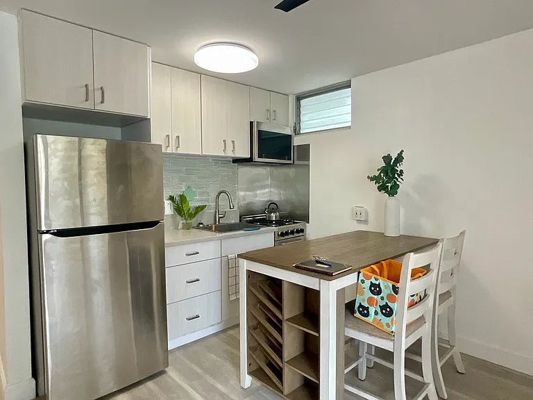 1867 Kaioo Dr #110 — Photo 12