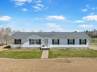 6881 2nd Avenue Cir E, Williston, ND 58801