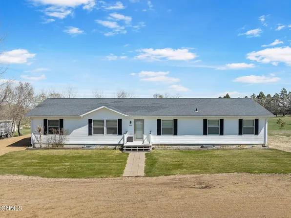 6881 2nd Avenue Cir E, Williston, ND 58801