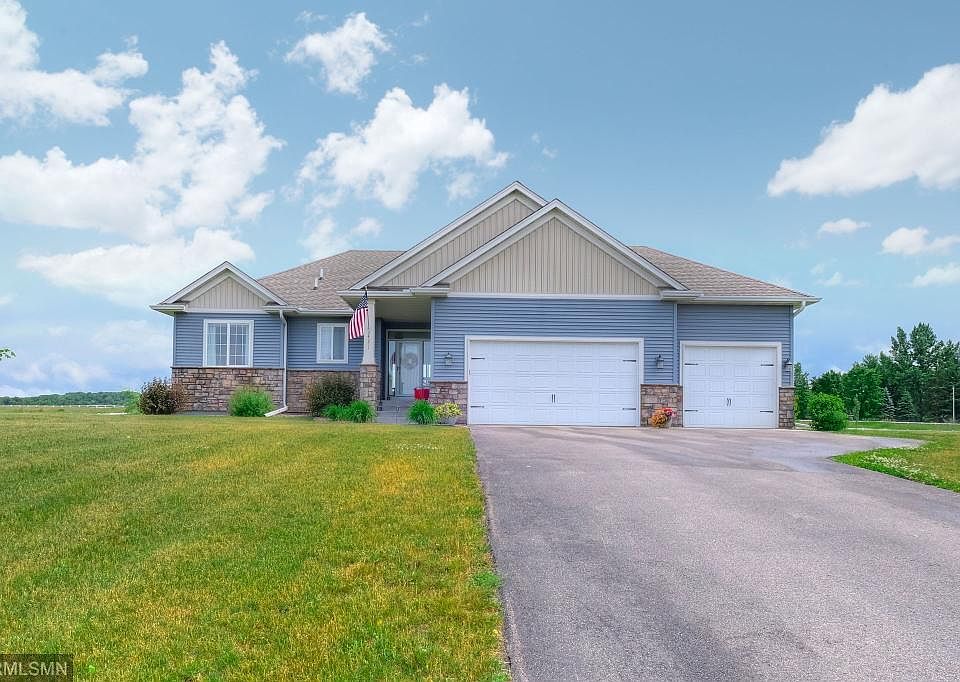 1st image of 24281 Holm Oak Ave