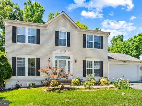 33 Jade Dr, Fredericksburg, VA 22406