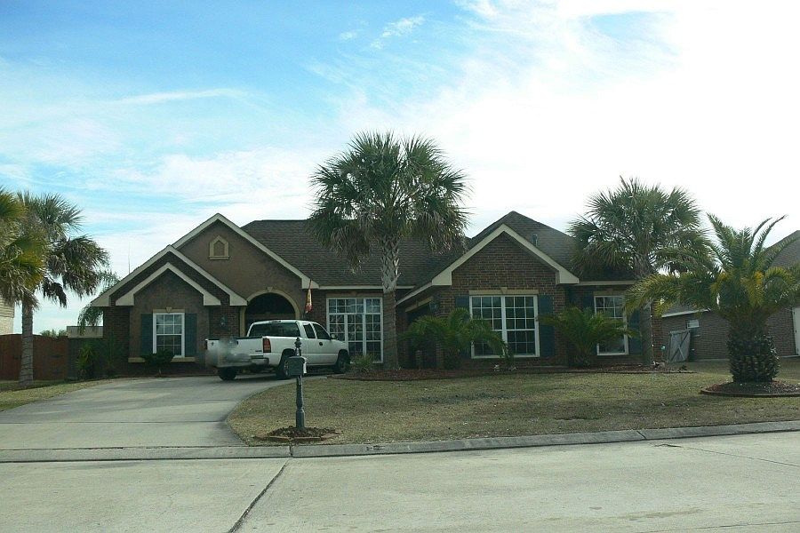 1st image of 2717 Acadiana Trce