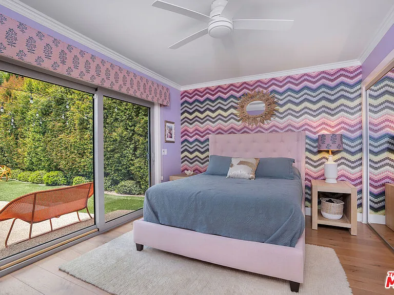 4203 Babcock Ave — Photo 22