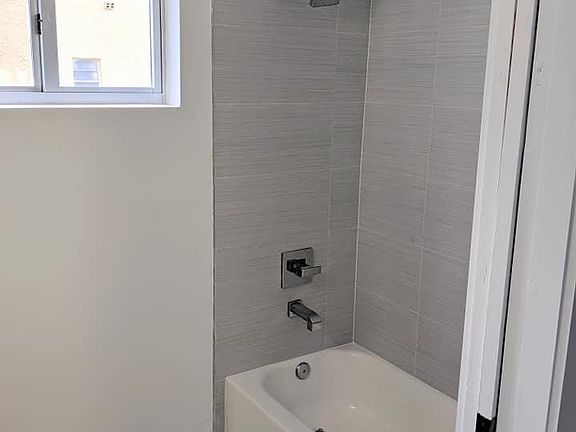 3rd image of 481 NE 29th St #306