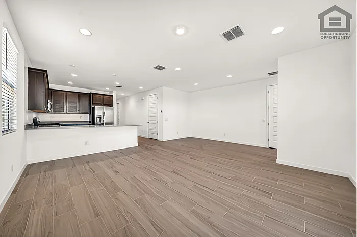 9828 W Mulberry Dr — Photo 17