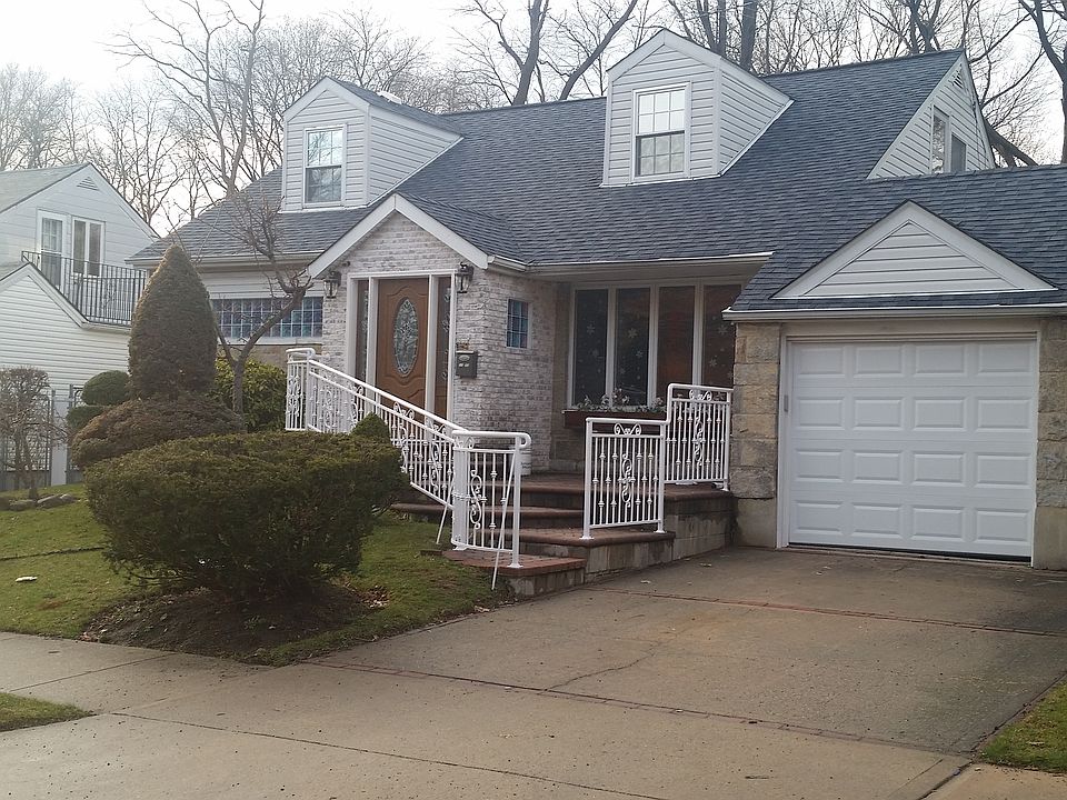1st image of 21735 Kingsbury Ave