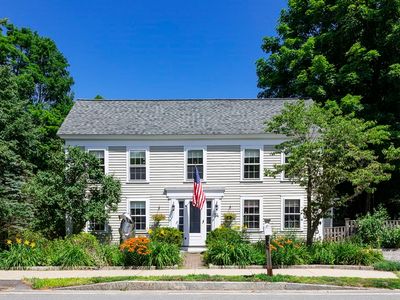 54 Pleasant St, Groton, MA, 01450