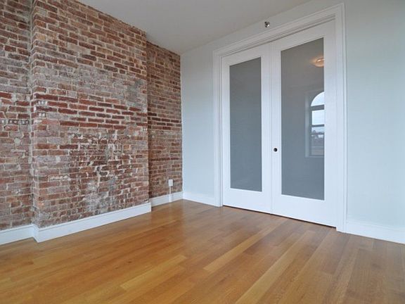 3rd image of 276 Suydam St APT 2C