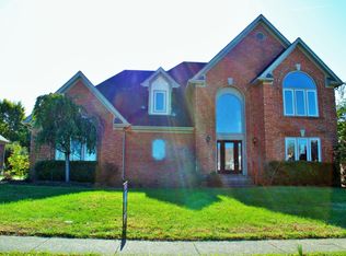 10632 Worthington Ln, Prospect, KY 40059