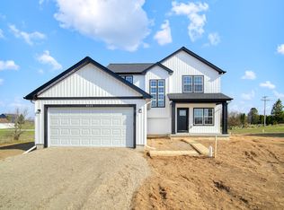 4635 N Water Rd, Sanford, MI 48657