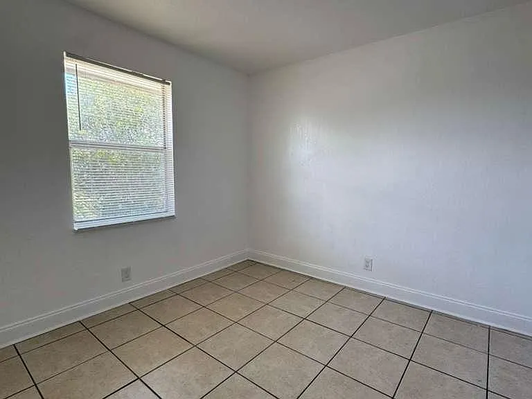3375 Avenue J — Photo 10