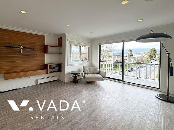 3rd image of 2040 Cornwall Ave #303