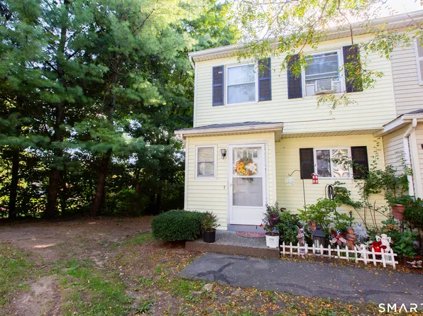 25 Padanaram Road #23, Danbury, CT 06811