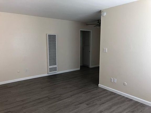 4th image of 1152 Oliver Ave #3