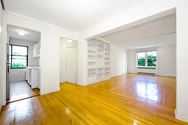 350 East 54th Street, #3B
