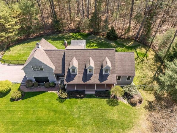 555 River St, Norwell, MA 02061