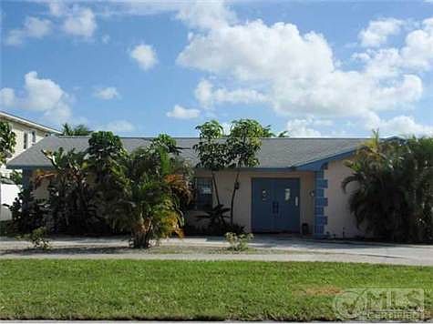 1st image of 636 Lighthouse Dr