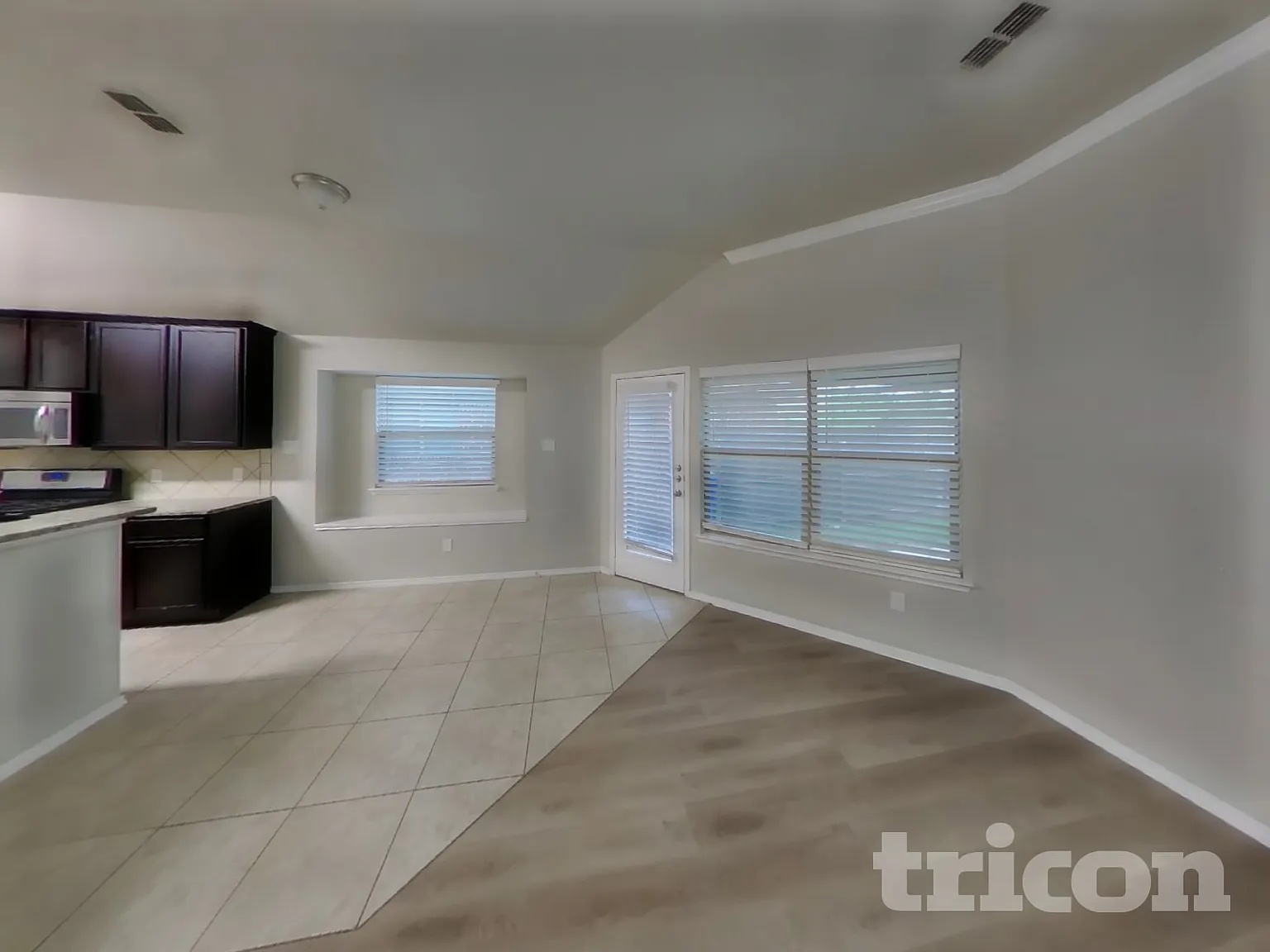 122 Starlight Dr Forney TX — Photo 2