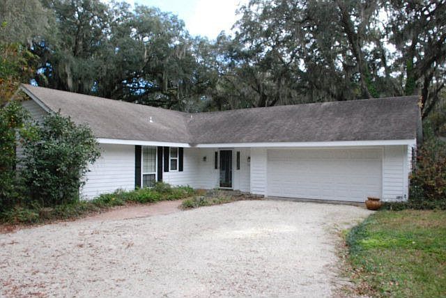 1st image of 100 Meadows Dr