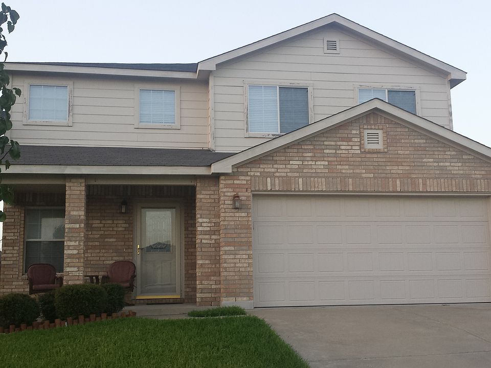 1st image of 104 Nairm Ln