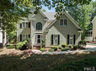 106 Ferncroft Ct, Cary, NC 27519
