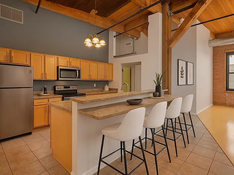2820 Detroit Ave #204 — Photo 3