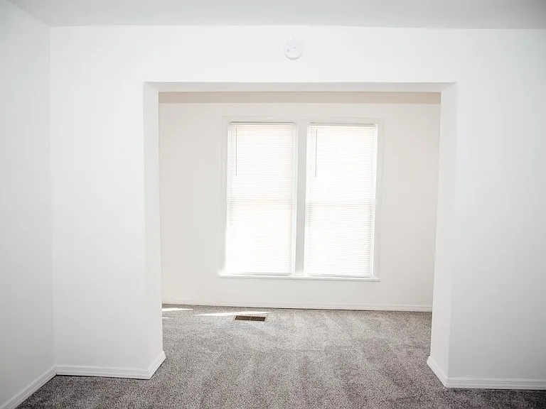 347 E High St — Photo 20