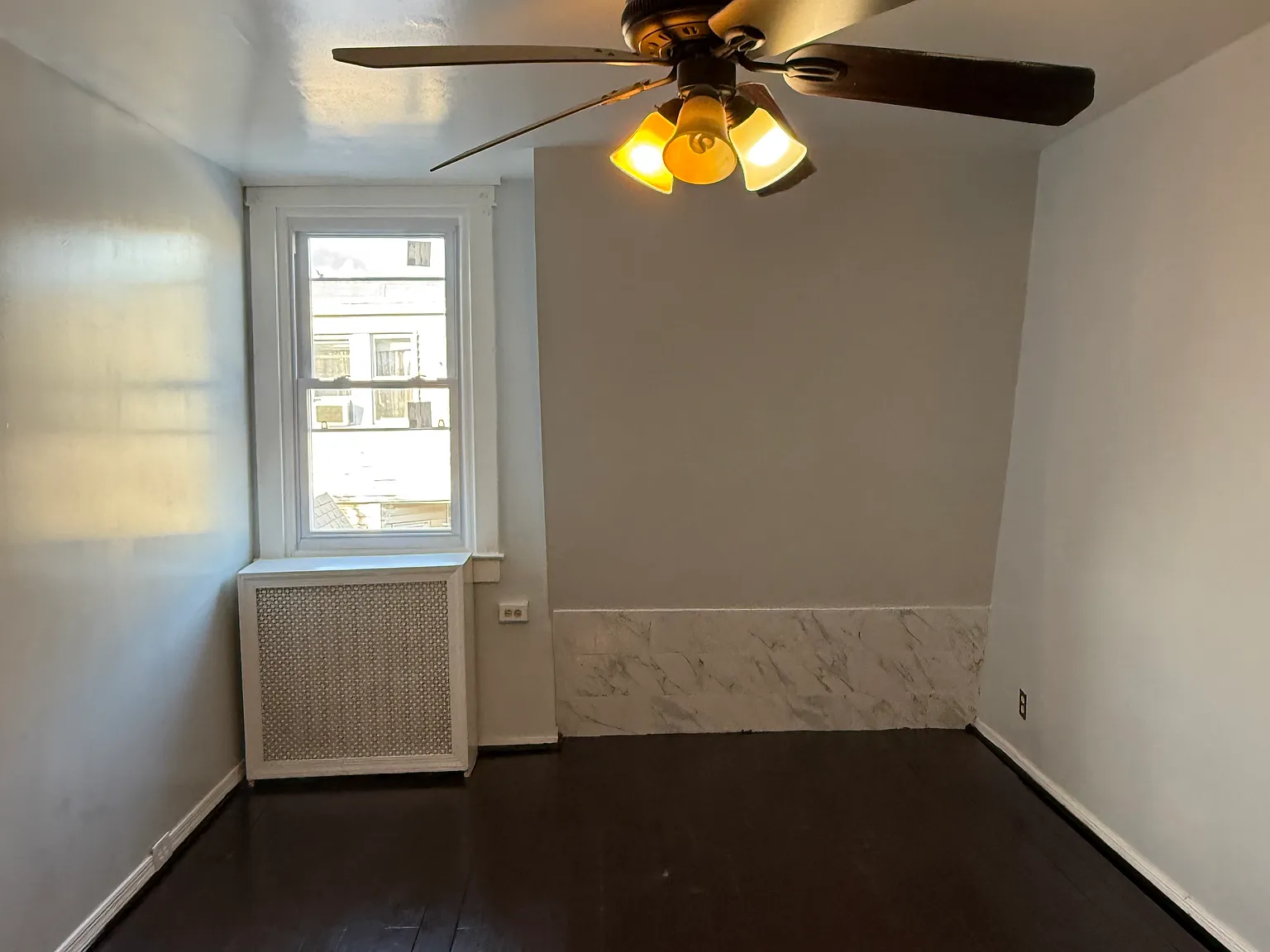 3 bed, 1688 sqft, $2,400 — Photo 2