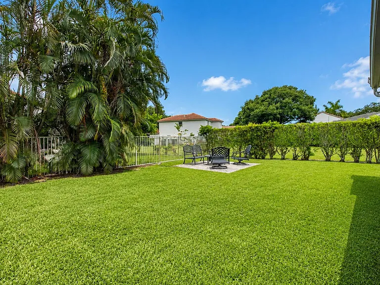 3870 Sabal Lakes Rd — Photo 41