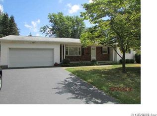 70 Mount Ridge Cir, Rochester, NY 14616