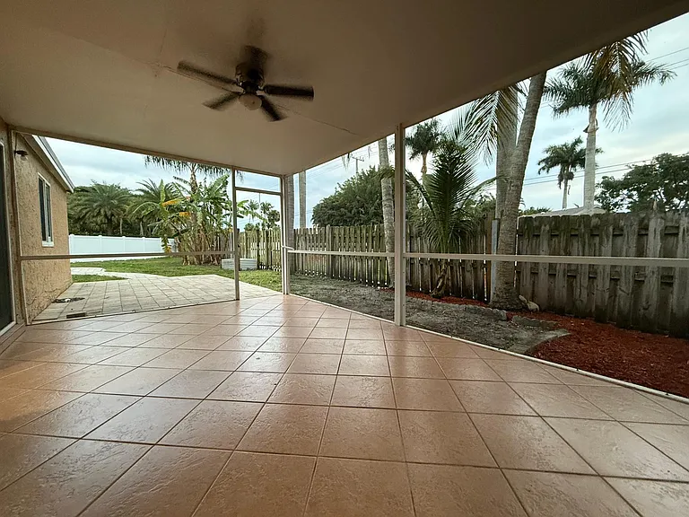 9785 Ridgecreek Rd — Photo 14