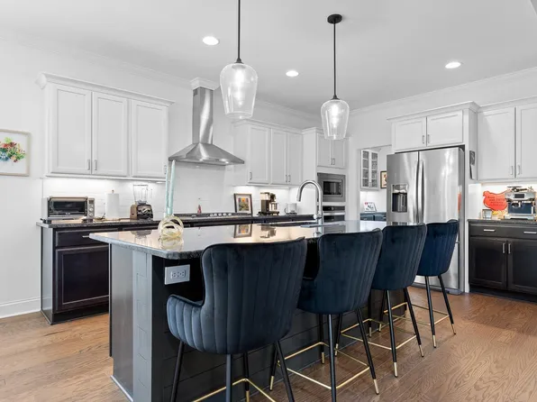 10334 Magnolia Farm Dr, Apison, TN 37302