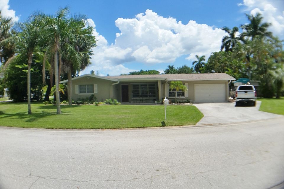 1st image of 6224 Saint Andrews Cir N