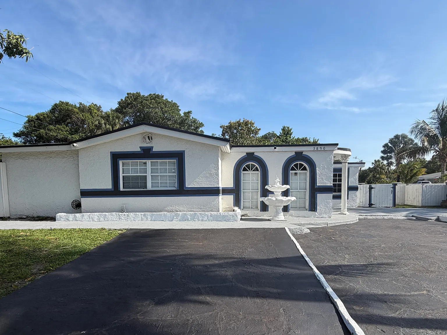 3 bed, $5,750 — Photo 3