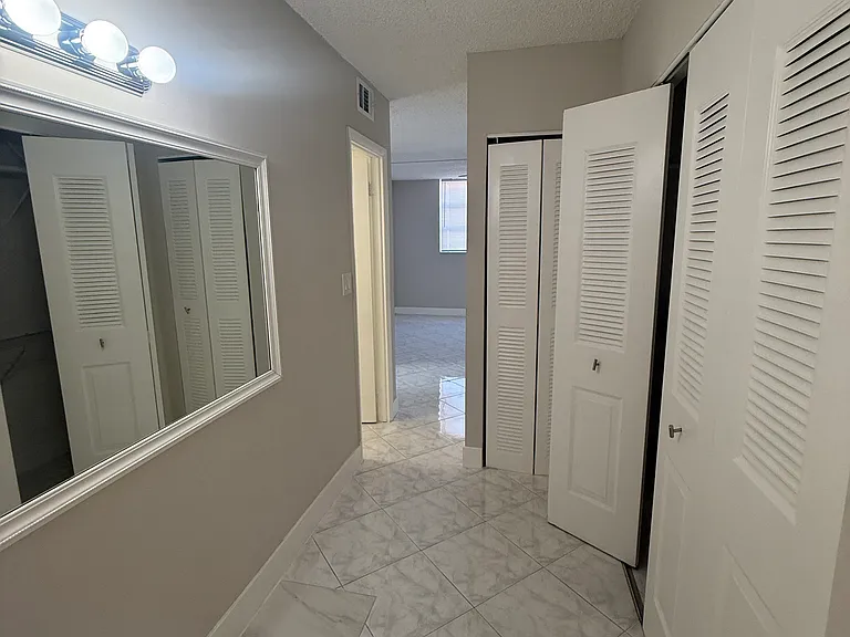 410 NW 68th Ave #306 — Photo 9