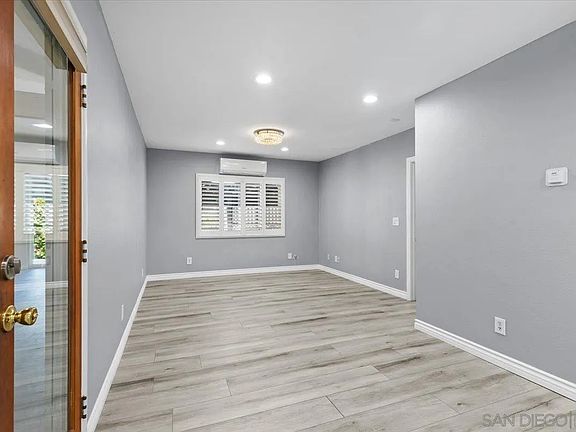 2nd image of 7216 Pearson St