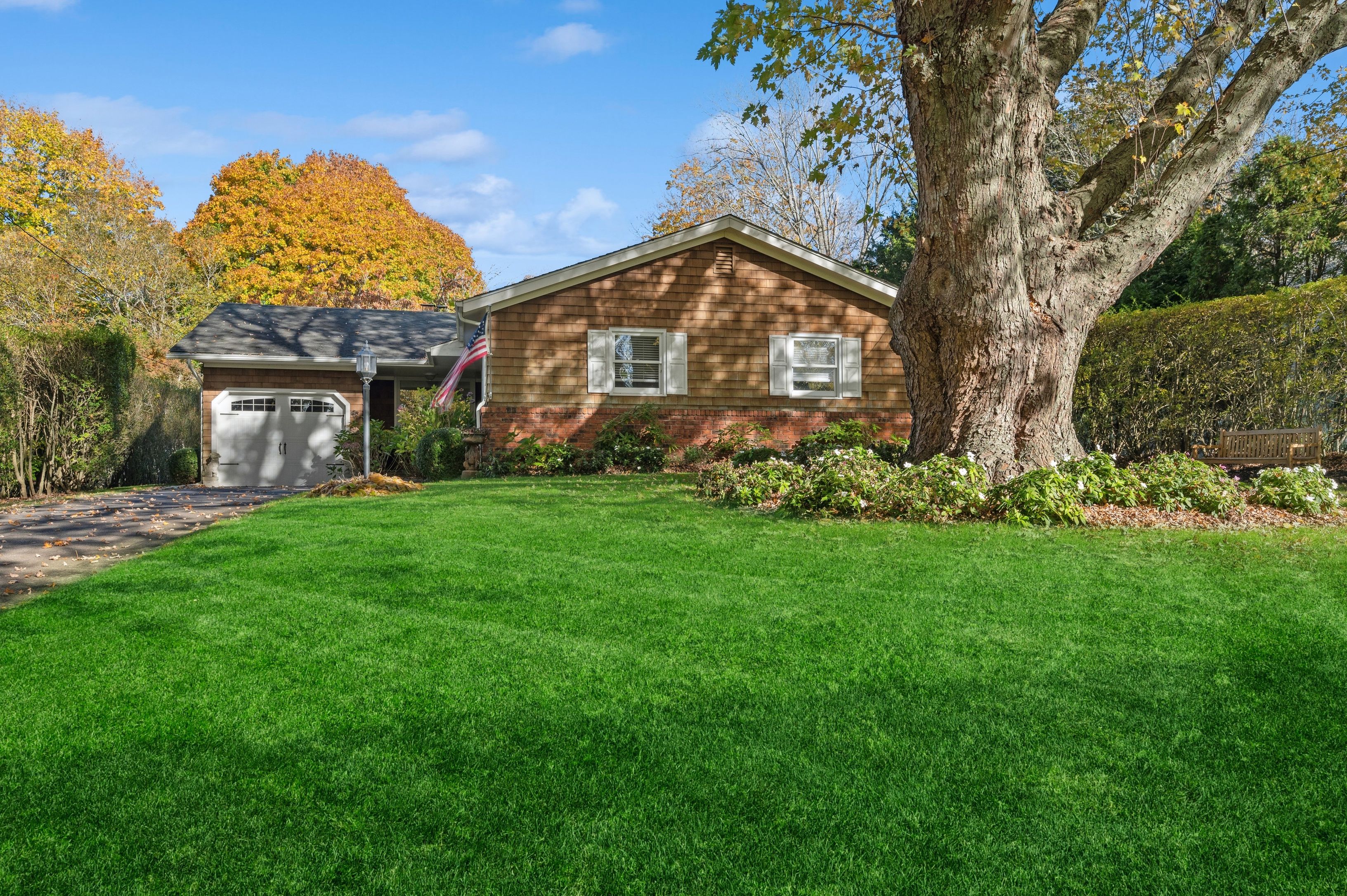 38 Fresh Pond Rd in Amagansett Out East