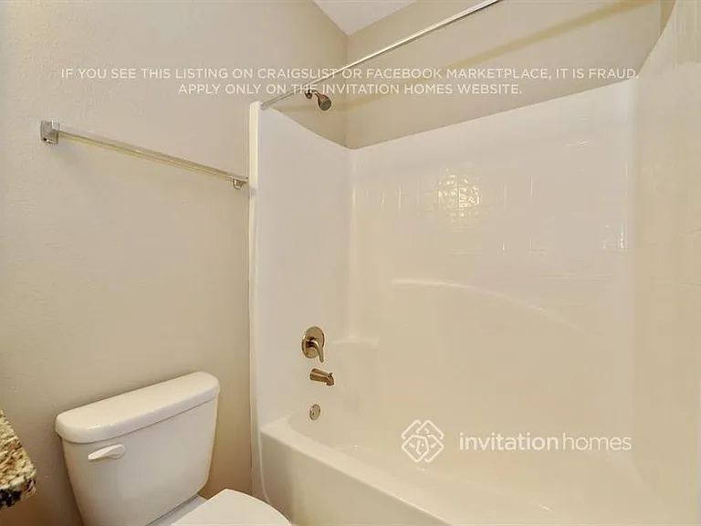 2071 Kabat Ave — Photo 17