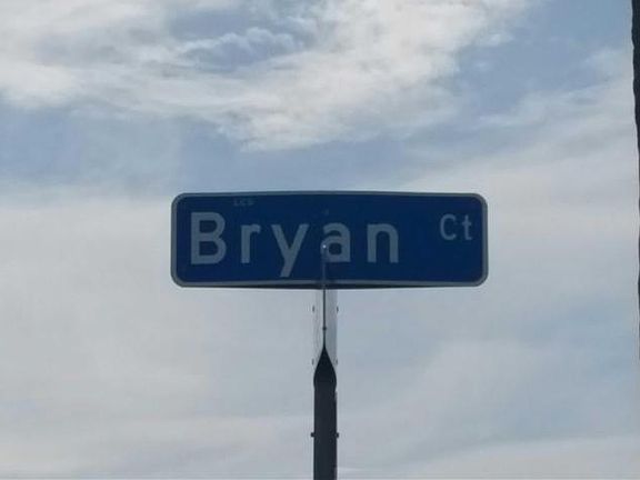 5th image of 17761 Bryan Ct