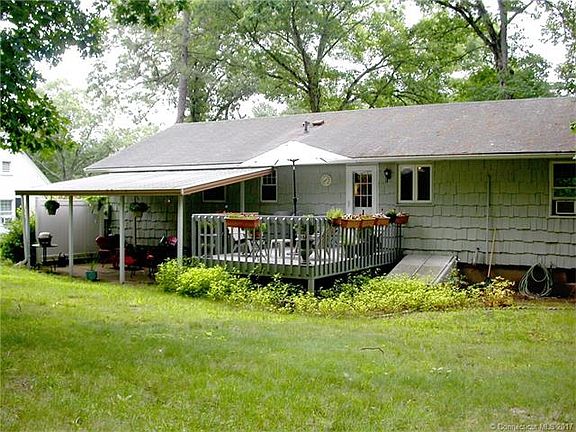 2nd image of 111 Lakewood Cir S