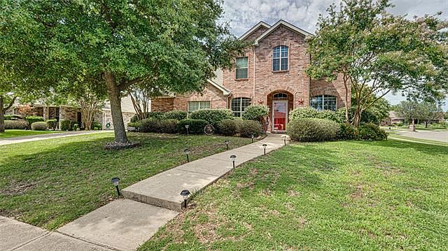 1st image of 130 Yosemite Ln