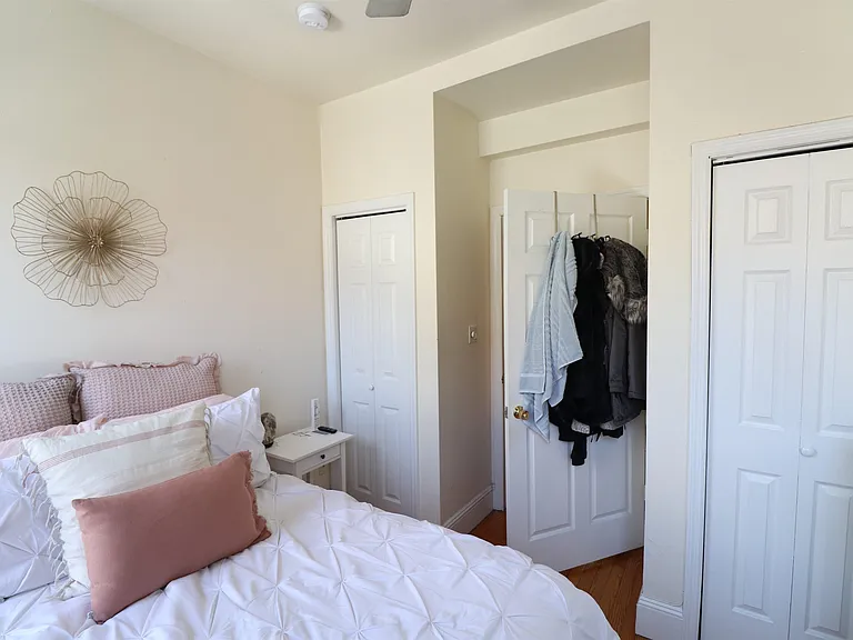 202 Bloomfield St #2 — Photo 10