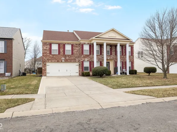 5630 N Rockingham Ln, McCordsville, IN 46055