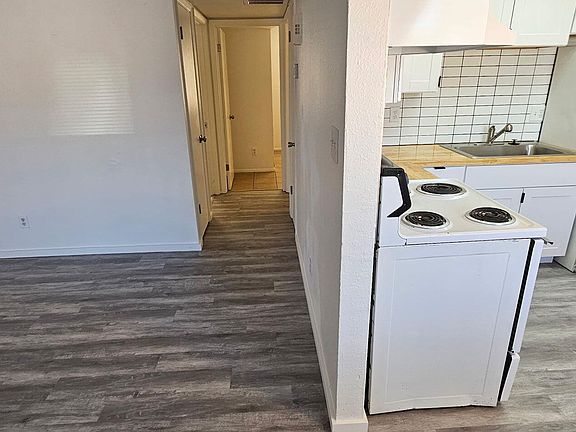 4th image of 9222 N 35TH Avenue #3