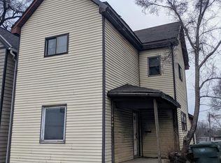 2198 Groveport Rd, Columbus, OH 43207