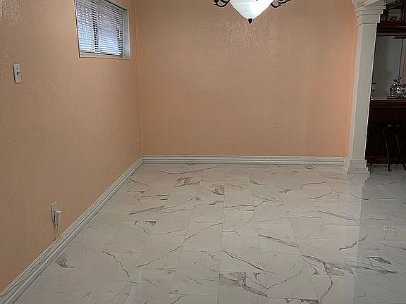 2nd image of 3146 Sandalwood Dr