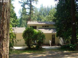 16 NE Sandy Dell Rd, Troutdale, OR 97060