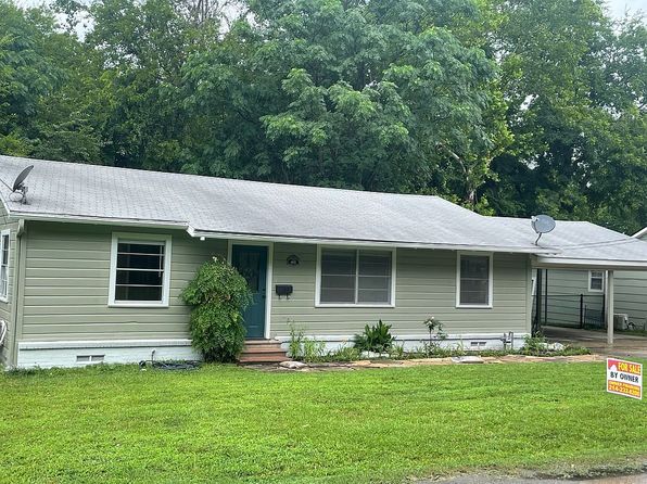 401 Pegues St
